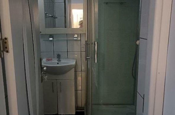 Apartament de 4 camere ( DECOMANDAT-VAD COMERCIAL )-Voronet-Decebal