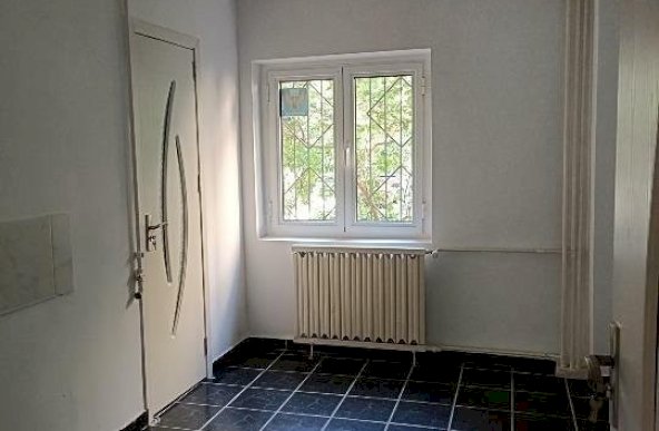 Apartament de 4 camere ( DECOMANDAT-VAD COMERCIAL )-Voronet-Decebal