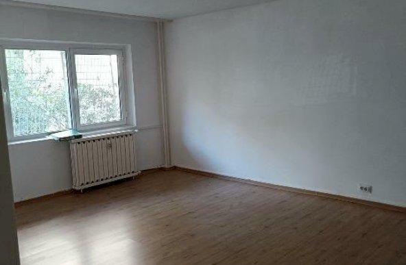 Apartament de 4 camere ( DECOMANDAT-VAD COMERCIAL )-Voronet-Decebal