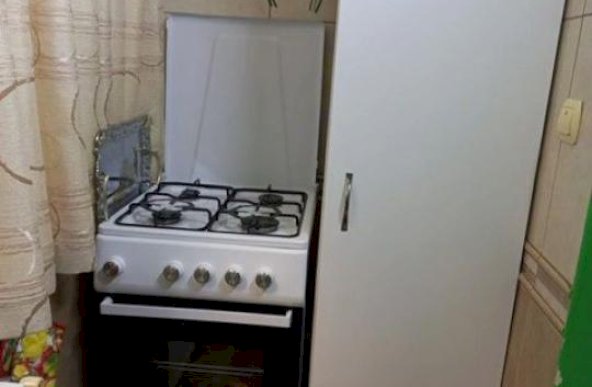 Apartament de 2 camere ( CU CENTRALA )-Piata Sudului