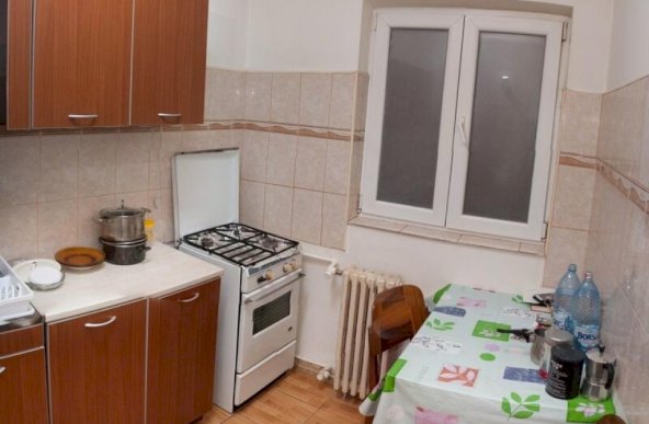 Apartament de 3 camere Tineretului-300m METROU