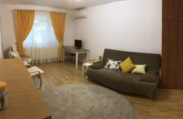 Apartament de 2 camere 300M Metrou-Aviatiei