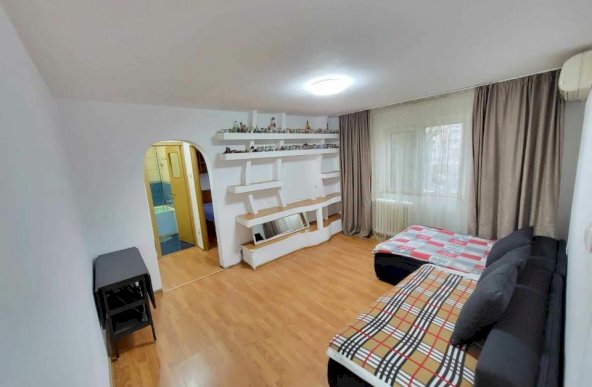 Apartament de 3 camere cf2-Brancoveanu-Huedin