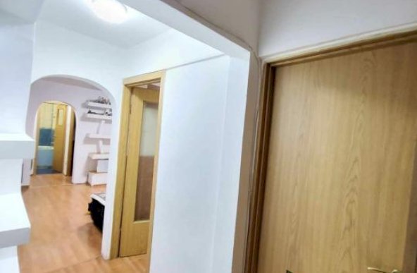 Apartament de 3 camere cf2-Brancoveanu-Huedin