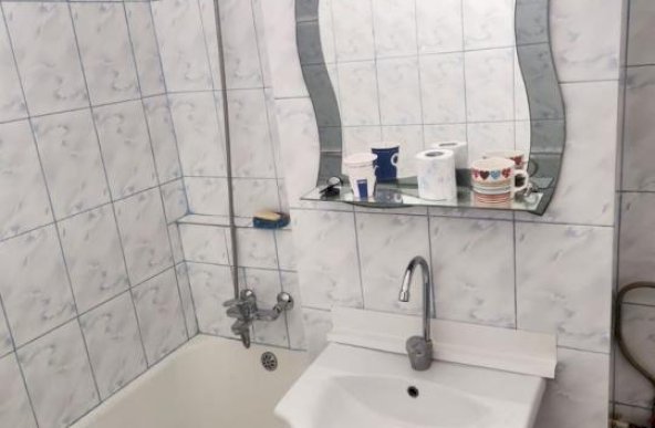 Apartament de 2 camere -Alexandru Obregia ( Bloc Monolit )