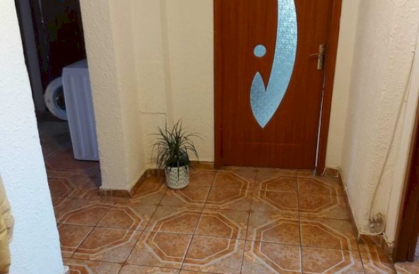 Apartament 3 camere ( Reabilitat/Decomandat) Nerva Traian