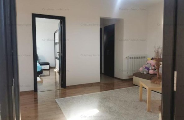 ID 2235 - Vila P+1,  4 camere zona Centru 