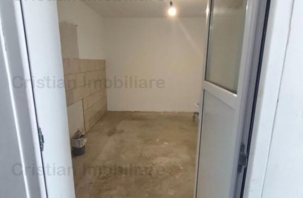 Zona Piata Mare  Casa 4 camere gaze termopan parchet