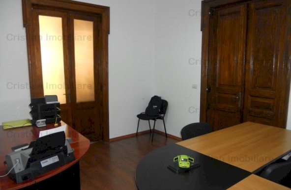  VILA P+1, 200mp utili zona UltraCentrala,  Pretabila birouri/cabinete D 2615,