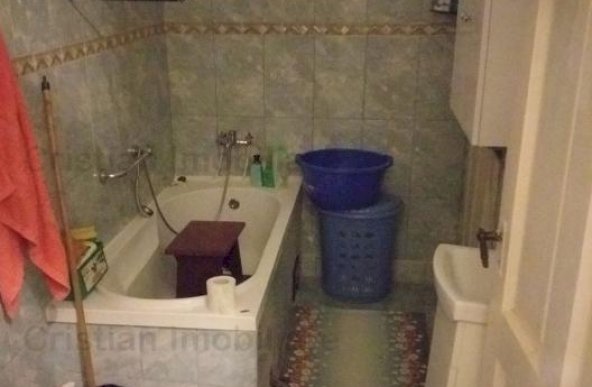 ID 2883 - Casa 3 camere zona Centru Istoric