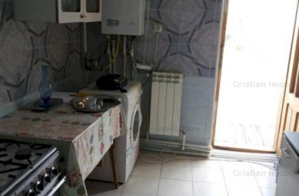 ID 3163, Apartament 3 camere, confort 1, Progresu, etaj 3