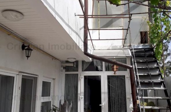 ID 3475 - Casa batraneasca+Spaiu Comercial zona Chercea, 