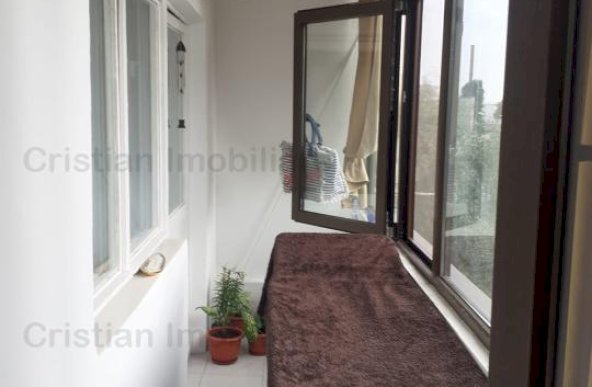 ID 3855 - Ap 2 cam, etaj 2, zona Vidin, Renovat!