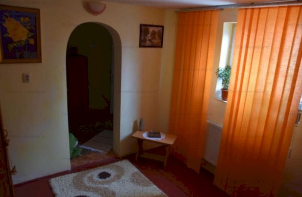 Casa 5 camere, teren 264 mp, toate utilitatile, zona Lacu Dulce