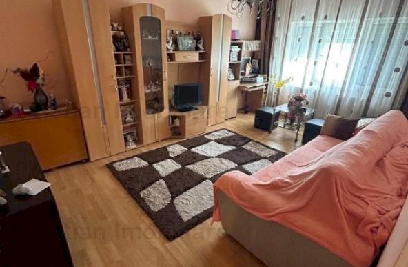 ID 7246, Apartament 3 camere, Buzaului, Pret 64.990 Euro Neg