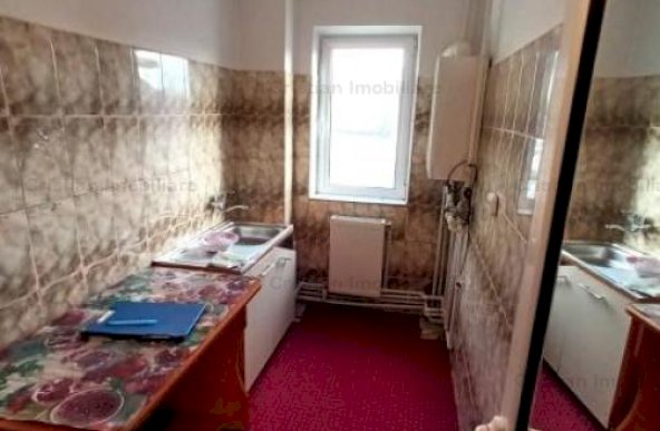  Etaj 2  Apartament FRUMOS cu 3 cam 53mp  C. Galati- Sc18 