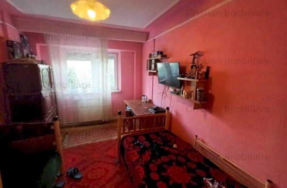 ID 9014 - 3 camere SPATIOS, etaj 2, zona Vidin