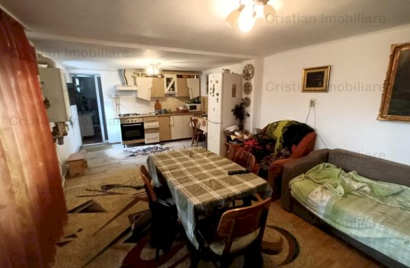 ID 9058 Casa locuibila zona CHERCEA, suprafata teren 595 mp