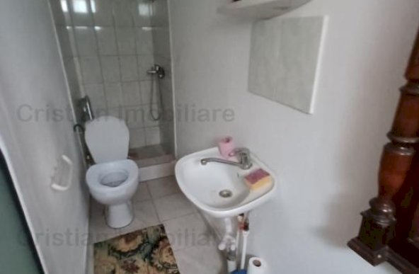 ID 9058 Casa locuibila zona CHERCEA, suprafata teren 595 mp