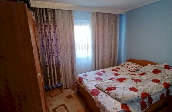 DECOMANDAT, apartament 2 camere, zona Vidin, ETAJ 2