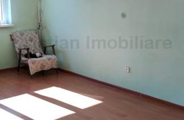 ID 11022 -  LIBER! 3 camere confort 1, zona Progresu