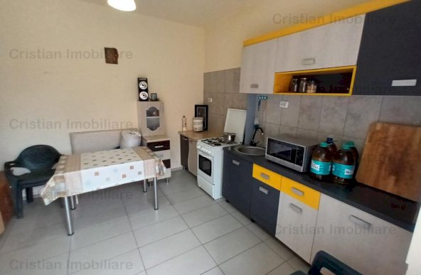 ID 13602 Casa 4 camere zona Centru 