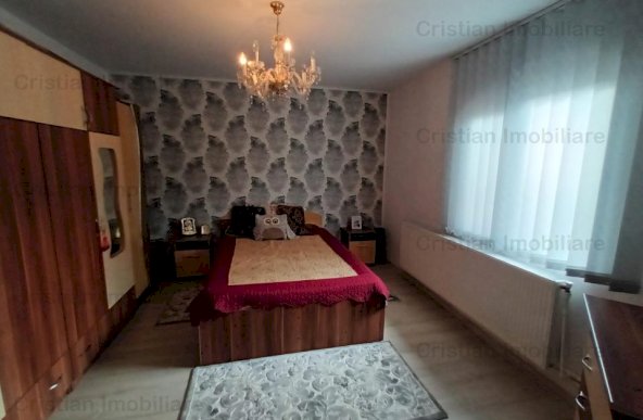 ID 13602 Casa 4 camere zona Centru 