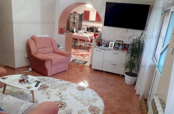 ID 15198, VILA 2018  P+M + SPATIU COMERCIAL, ZONA Chercea, Mobilata- utilata!