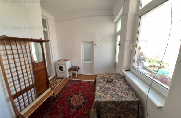 Casa, zona Ultracentral, caramida, 3 camere, decomandata ID 16085