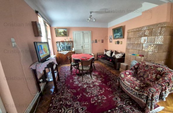 Casa, zona Ultracentral, caramida, 3 camere, decomandata ID 16085