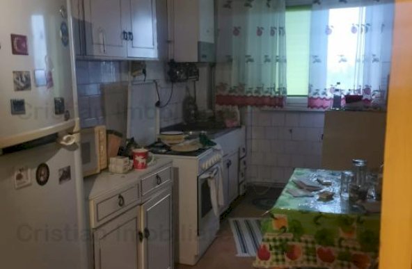 ID 16597 - 2 camere, etaj intermediar, 2 balcoane, zona Victoriei