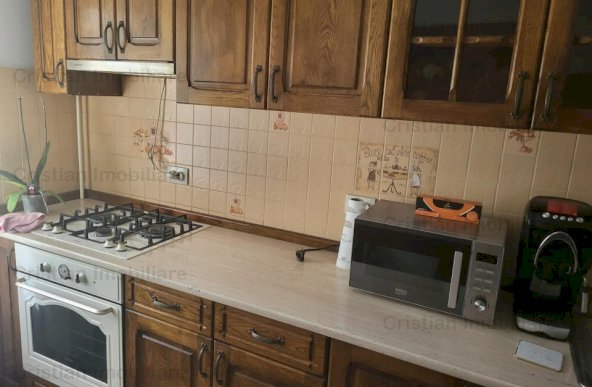 3 camere TOTUL NOU etaj 2 zona DOROBANTILOR