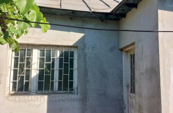 Casa 3 cam Buzaului 2 intrari suprafata teren 574 mp deschidere 15m 