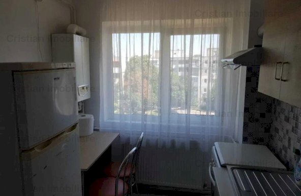 RENOVAT RECENT! MOBILAT-UTILAT! AP 2 camere, Obor