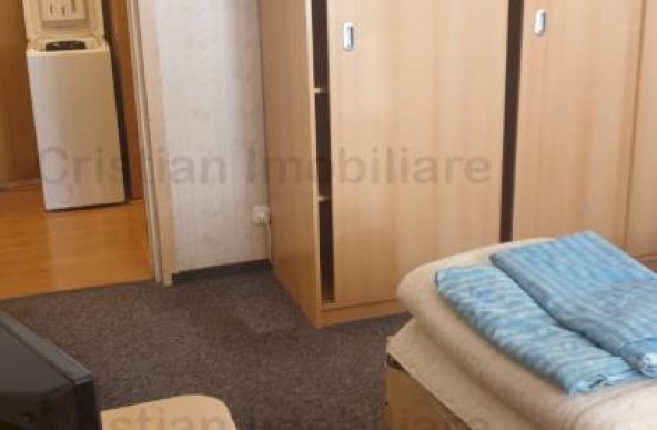 Inchiriere 2 cam Ultracentral etaj 1 bloc cu lift Mobilat si Utilat - Bariera