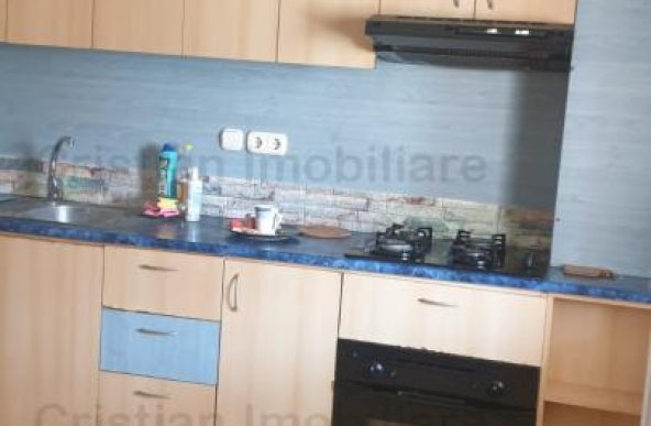 Inchiriere 2 cam Ultracentral etaj 1 bloc cu lift Mobilat si Utilat - Bariera