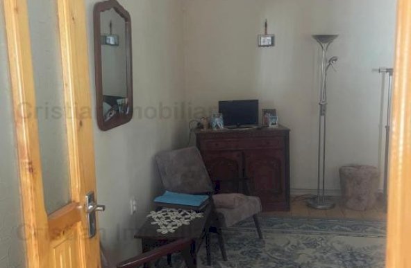 Casa 3 camere, toate utilitatile, teren 200 mp, zona Centru Istoric