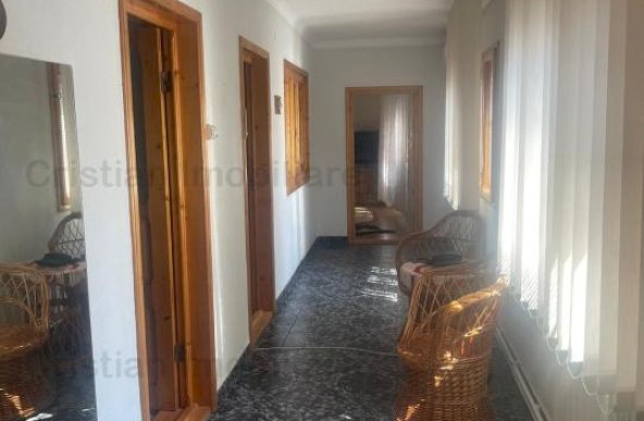 Casa 3 camere, toate utilitatile, teren 200 mp, zona Centru Istoric