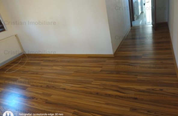 Apartament 3 camere, NEMOBILAT, etajul 1, zona Ultracentrala