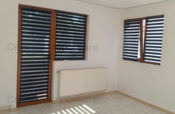 Apartament 3 camere, NEMOBILAT, etajul 1, zona Ultracentrala