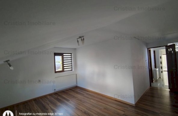 Apartament 3 camere, NEMOBILAT, etajul 1, zona Ultracentrala