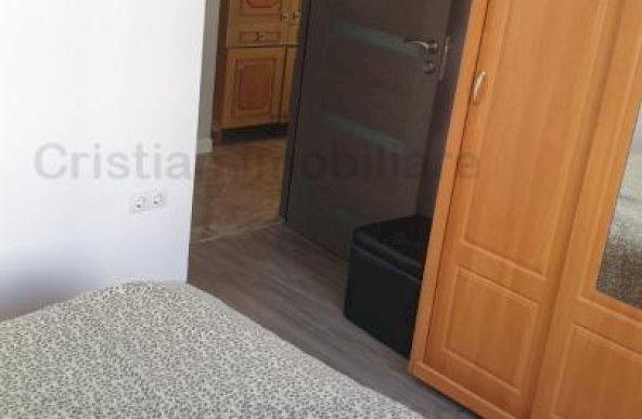 RENOVAT! 3 camere, etaj 1, PARTIAL MOBILAT, zona Obor