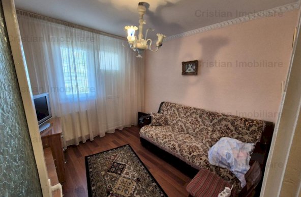 4 camere, Confort 1 Decomandat, etaj intermediar, zona Obor