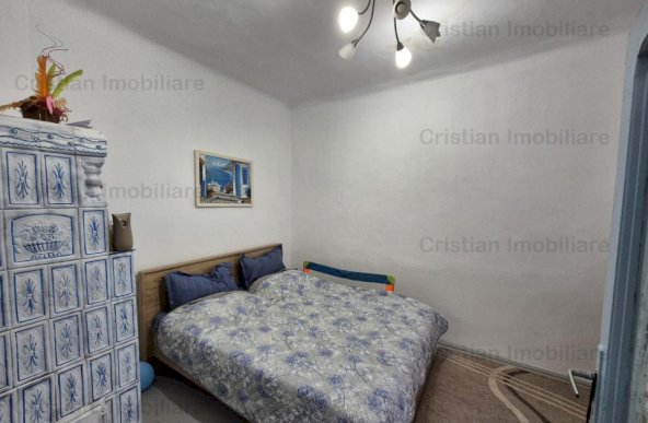 Casa 3 camere, caramida, toate utilitatile, teren 226 mp zona Centru Istoric