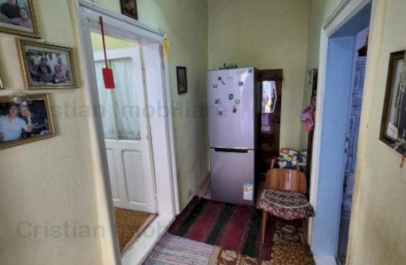 Casa 3 camere, caramida, toate utilitatile, teren 226 mp zona Centru Istoric