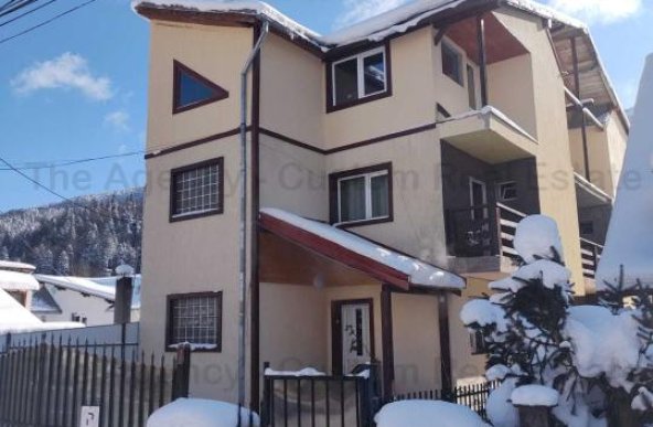 Best house in town!!! Vila de vânzare in Stațiunea Azuga, lângă pârtiile de schi