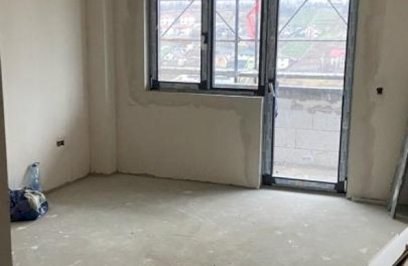 Apartament 2 camere decomandate la 3 min de Continental Poitiers