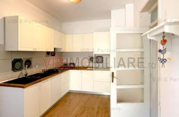 Aviatiei - Maguricea, vila S+P+1E+M, 9 camere, suprafata utila 363 mp