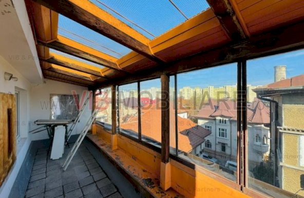 Duplex cu semineu - 4 Camere - Victoriei - Gheorghe Duca - Gara de Nord 