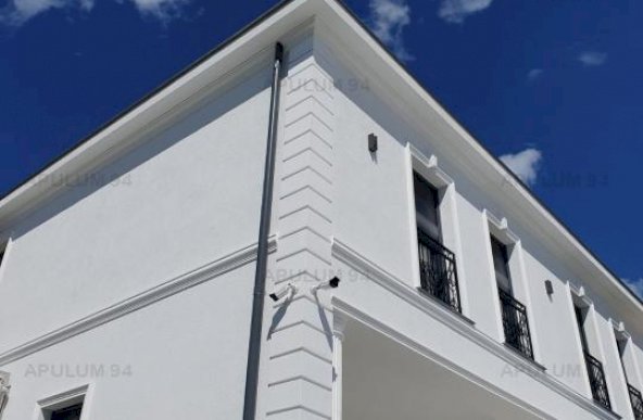 Vanzare Casa/Vila 8 camere ,zona Voluntari ,strada Pipera ,1.650.000 €